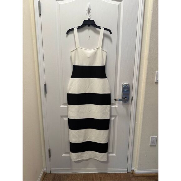 CURAAE ELLE CREPE KNIT MAXI DRESS in White & Black Cocktail Size S NWT - Picture 4 of 6